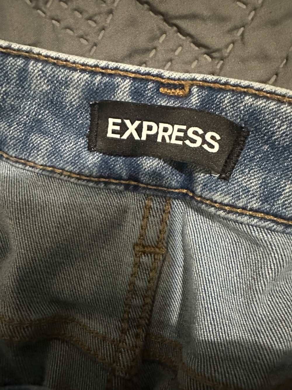Express Jeans - Picture 6 of 7